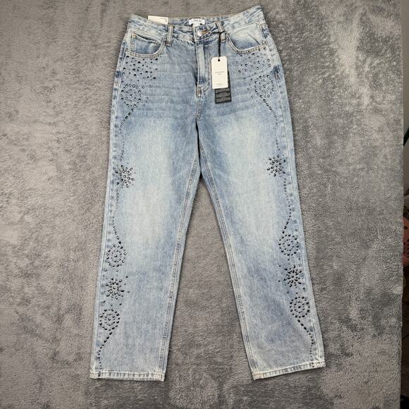 Forever 21 Denim - Forever 21 Womens Straight Leg Jeans NEW 28 Studded Floral Design